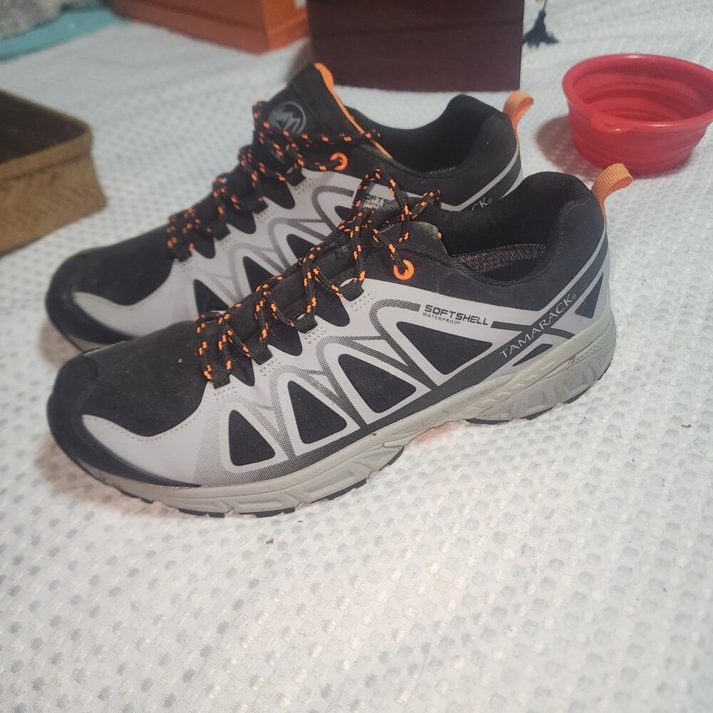 TAMARACK EUC MENS SZ 11 DAKOTA WATERPROOF TRAIL RUNNING SHOES